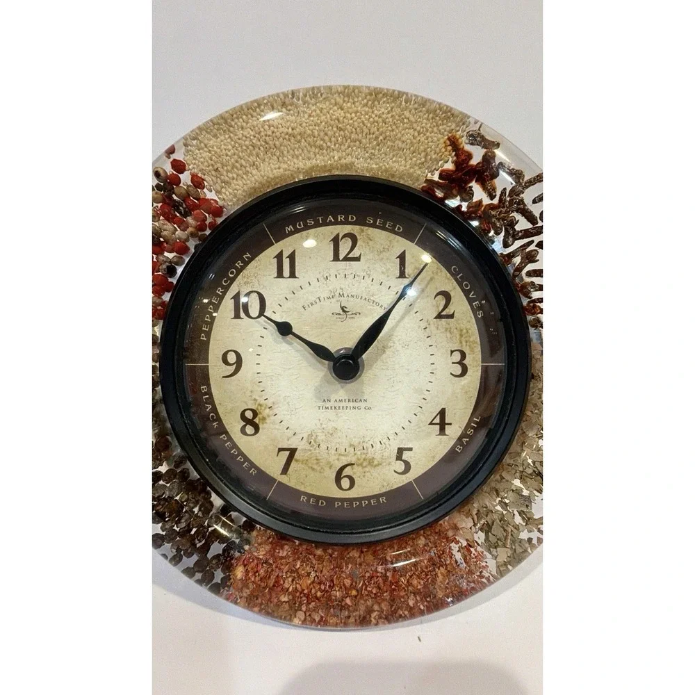 VTG MCM Resin Spice Wall Clock Lucite Retro Kitchen Decor